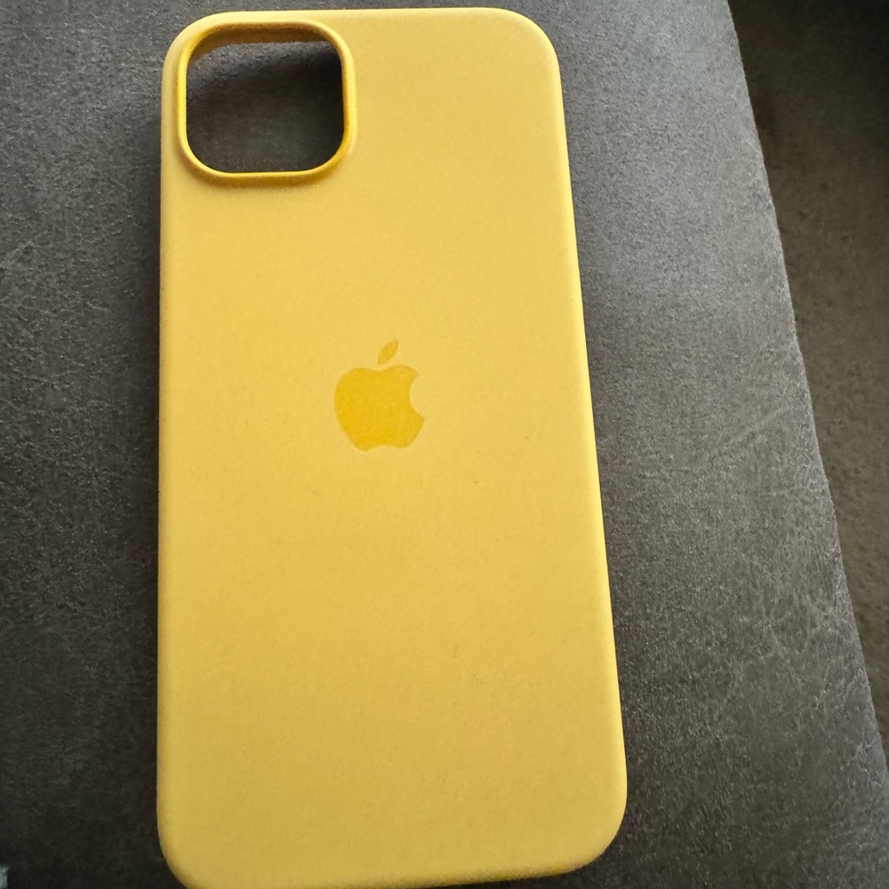 APPLE IPHONE 15 PLUS SILICONE CASE SUNSHINE